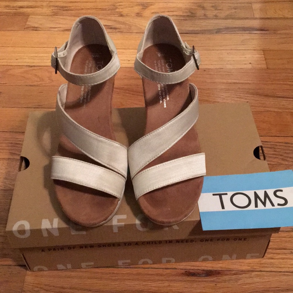 Toms wedges